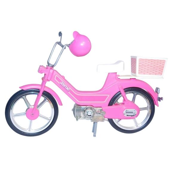 1983 Mattel's Barbie Motor Bike W/Basket, Helmet & Instructions - Picture 3 of 13